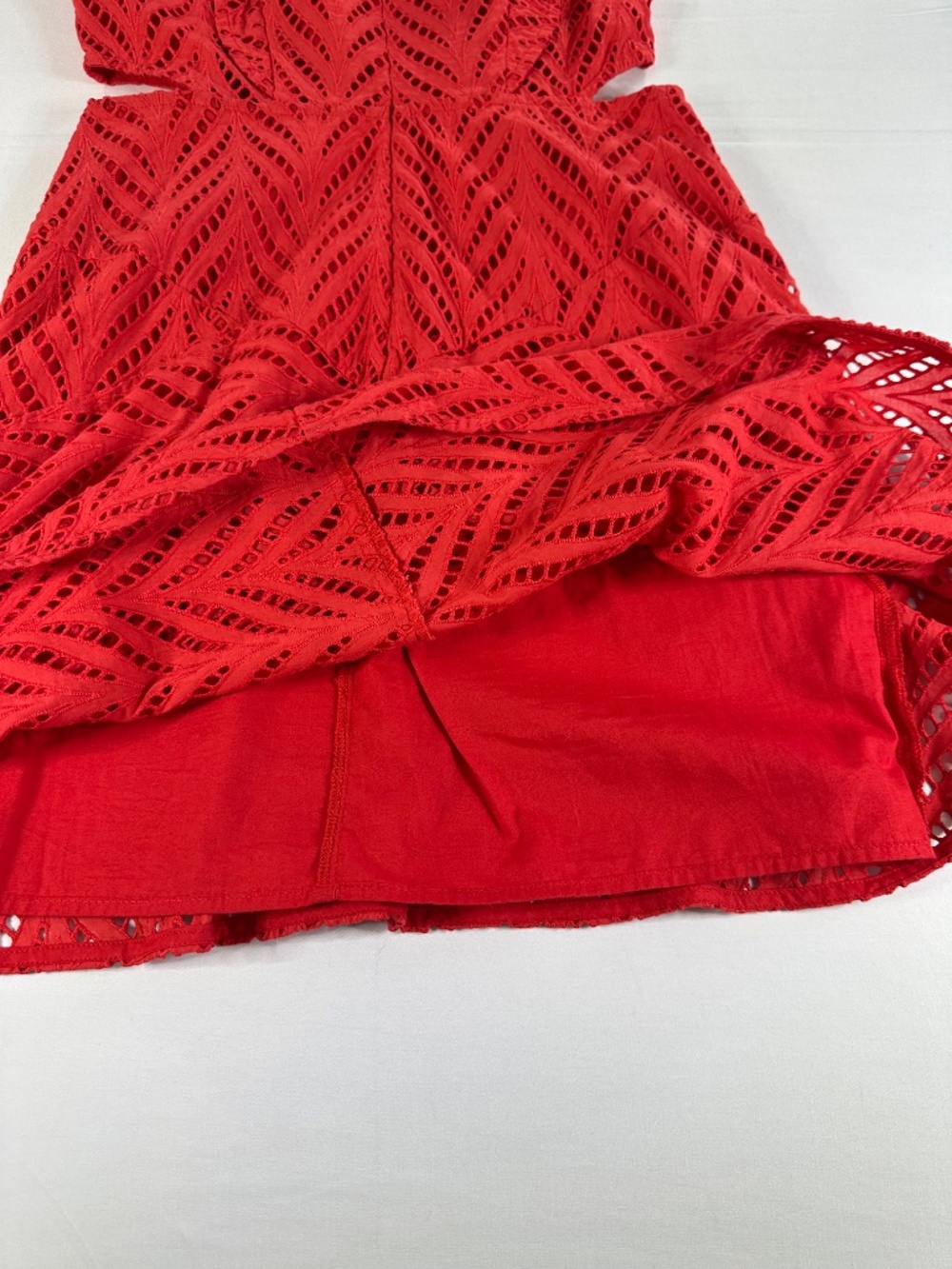 Bardot Red Eyelet Ruffle Cutout Fit & Flare Mini Dress US 6 - Picture 8 of 16